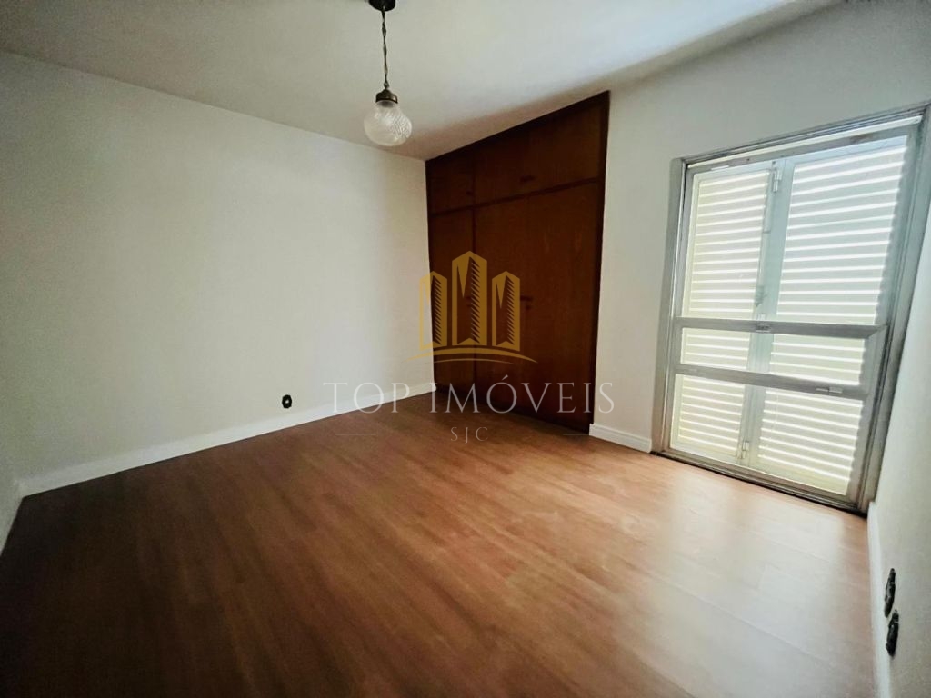 Apartamento com 4 Quartos para LOCAÇÃO, 228m² - Centro