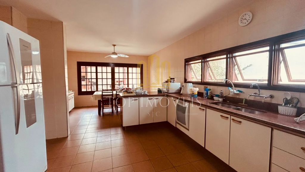 Excelente casa no condomínio Aquarius I, São José dos Campos