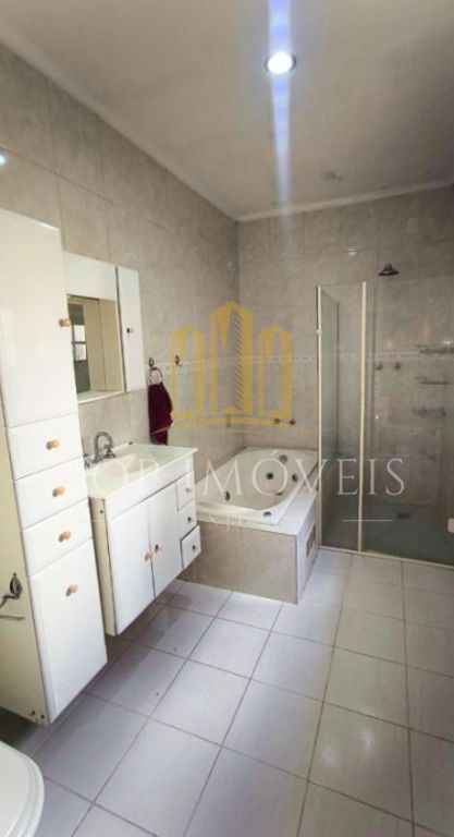 Casa com 3 dormitórios à venda, 220 m² por R$ 650.000,00 - Jardim Uirá - São José dos Campos/SP