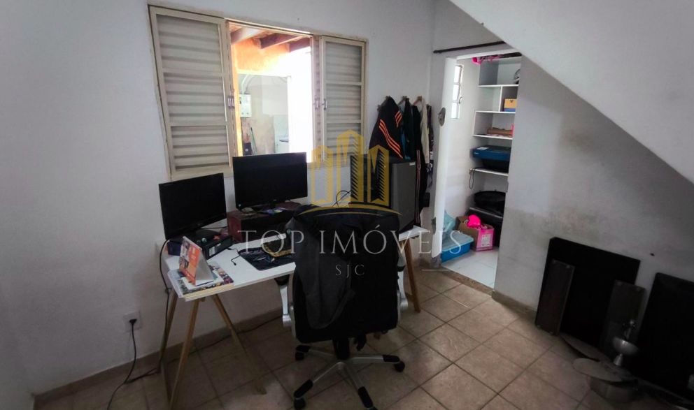 Casa com 3 dormitórios à venda, 220 m² por R$ 650.000,00 - Jardim Uirá - São José dos Campos/SP