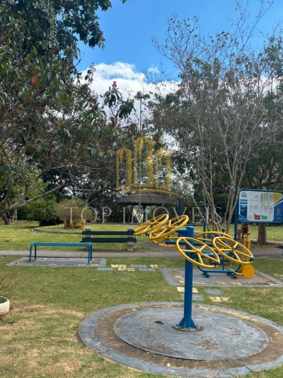 Lote de Esquina 157m² em Bairro Fechado (Vista Linda)