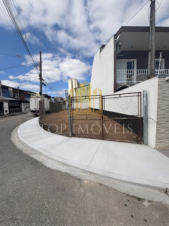 Lote de Esquina 157m² em Bairro Fechado (Vista Linda)
