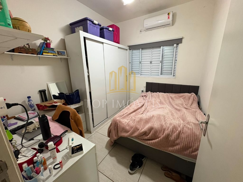 Casa à Venda no Bosque dos Eucaliptos 3 Dormitórios, Suíte com Hidro e 2 Vagas