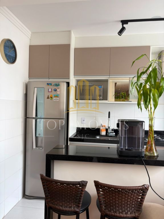 Apartamento - Jardim das Indústrias - Parque Campos gerais - 2 Dormitórios - 50m²