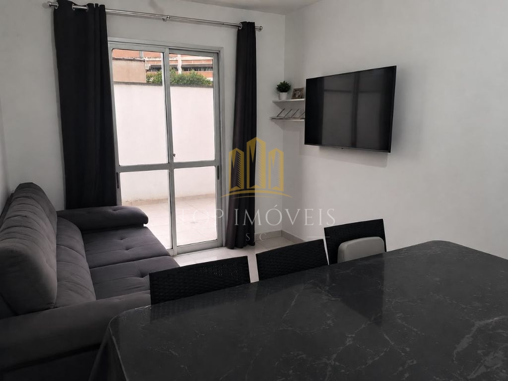 Apartamento no Centro 97 m² total com Quintal Privativo de 30m² Ideal para Investimento ou Moradia!