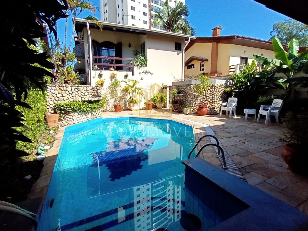 Belíssima Casa 4 Suites Piscina e Área Gourmet Jardim Esplanada Zoneamento Comercial