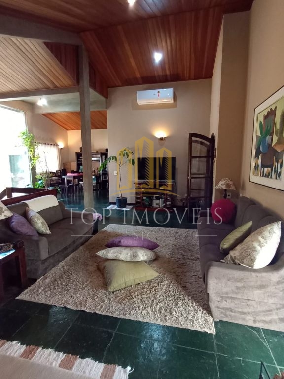 Belíssima Casa 4 Suites Piscina e Área Gourmet Jardim Esplanada Zoneamento Comercial