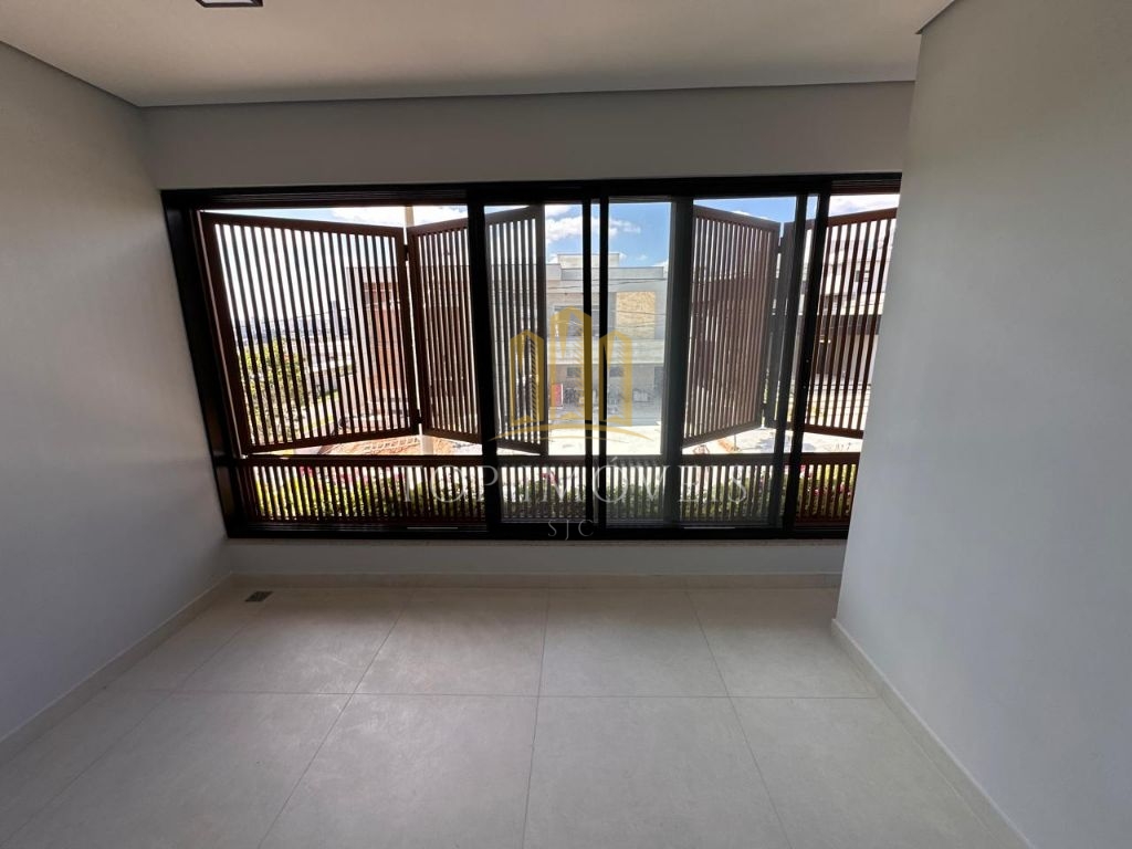 Casa de Alto Padrão em Woodframe Condomínio Fogaça