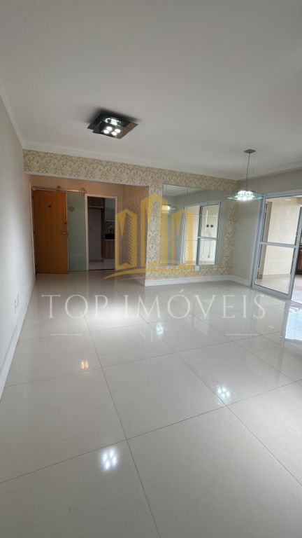 Apartamento Espaçoso 3 Dormitórios com Suíte, Sacada Privativa e Varanda Gourmet com Churrasqueira a Carvão