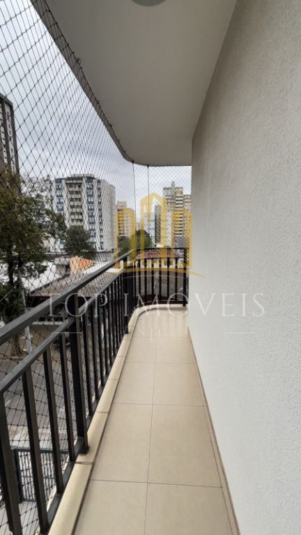 Apartamento Espaçoso 3 Dormitórios com Suíte, Sacada Privativa e Varanda Gourmet com Churrasqueira a Carvão