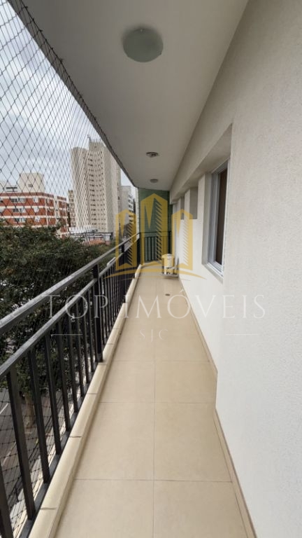 Apartamento Espaçoso 3 Dormitórios com Suíte, Sacada Privativa e Varanda Gourmet com Churrasqueira a Carvão