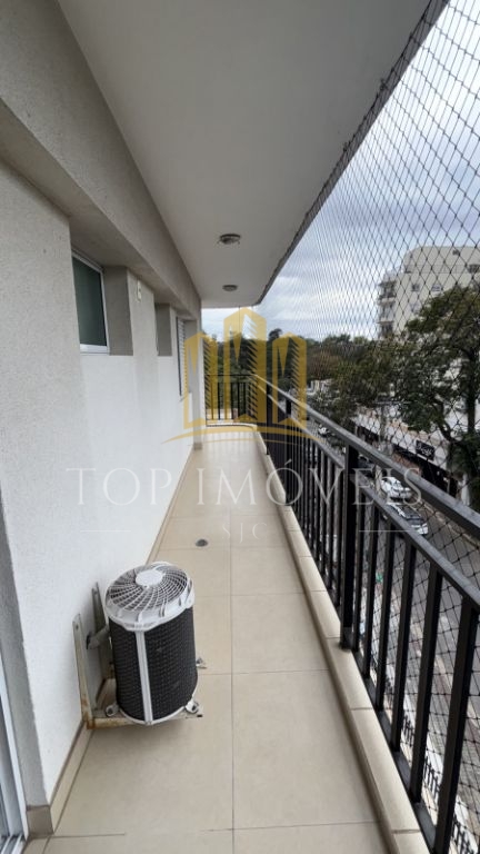 Apartamento Espaçoso 3 Dormitórios com Suíte, Sacada Privativa e Varanda Gourmet com Churrasqueira a Carvão