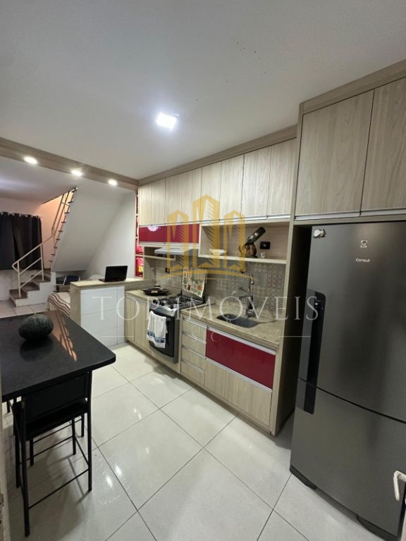 SOBRADO NO RESIDENCIAL UNIÃO - 2 QUARTOS - 2 vagas de garagem - 60m²