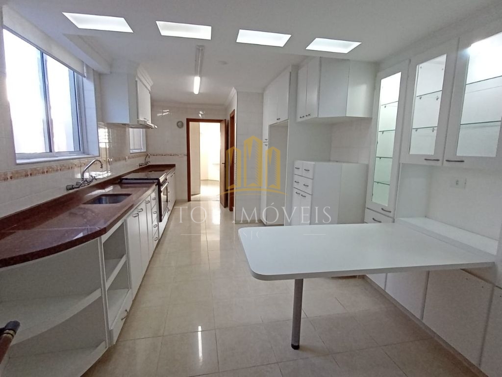 Sobrado Espetacular no Esplanada do Sol - 450m² de terreno - 4 Quartos - Piscina