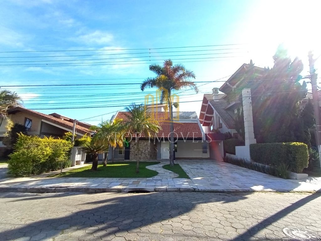 Sobrado Espetacular no Esplanada do Sol - 450m² de terreno - 4 Quartos - Piscina