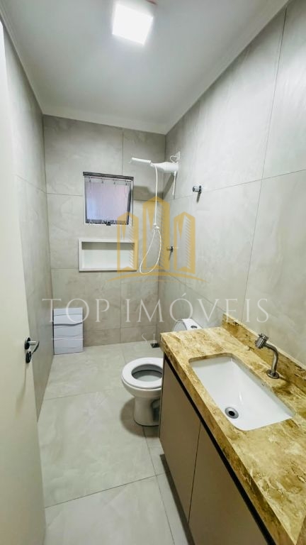 Casa térrea reformada com 3 dormitórios e área gourmet
