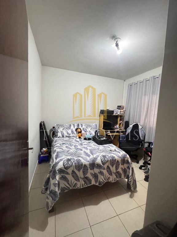 Casa térrea à venda no Centro de São José dos Campos