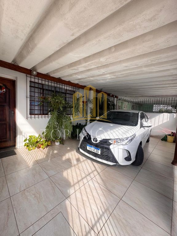 Casa térrea à venda no Centro de São José dos Campos