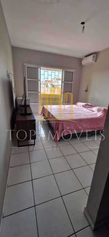 Sobrado à Venda no Jardim Del Rey São José dos Campos 4 Dormitórios