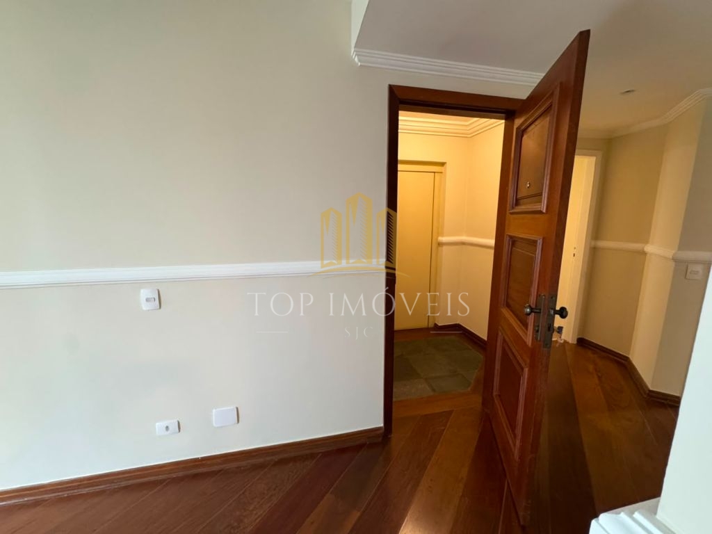 Apartamento de 4 Dormitórios à Venda no Villa Romana Vila Ema 153 m²