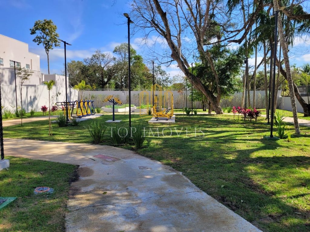 Sobrado em Condomínio Fechado no Bosque das Cerejeiras Eugênio de Melo-57m²