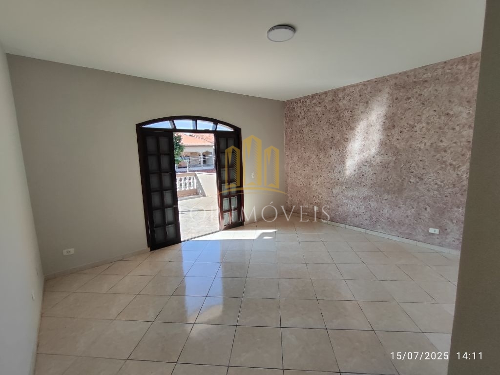Sobrado 3 pavimentos de 260m² - Residencial União