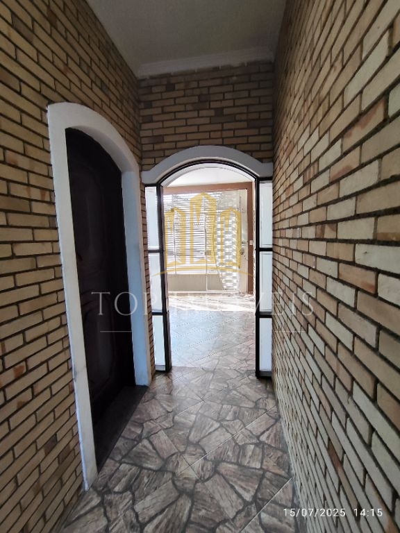 Sobrado 3 pavimentos de 260m² - Residencial União