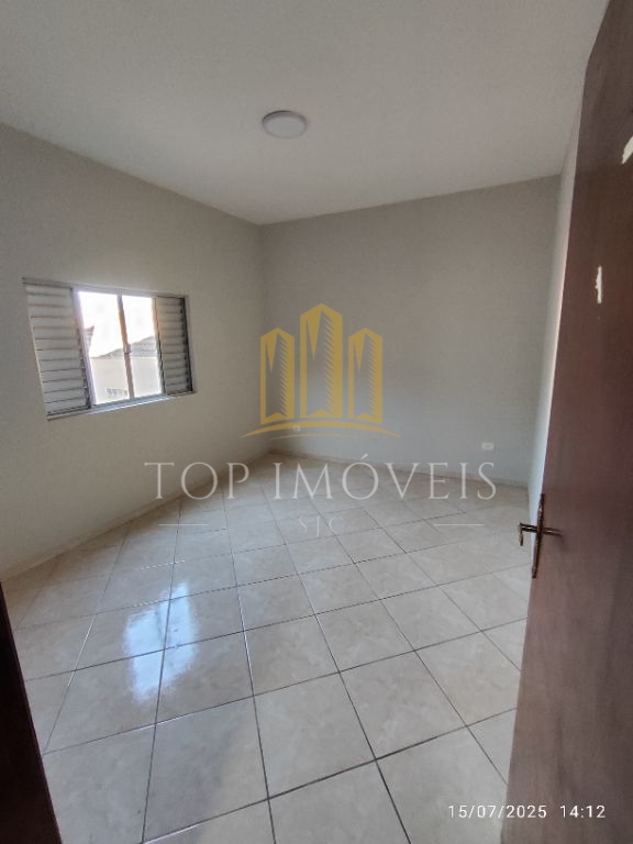 Sobrado 3 pavimentos de 260m² - Residencial União