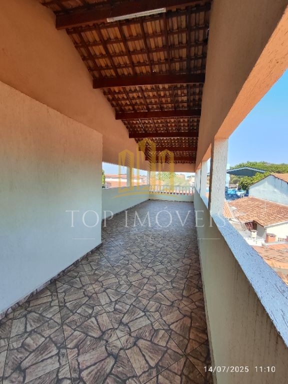Sobrado 3 pavimentos de 260m² - Residencial União