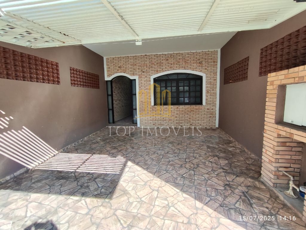 Sobrado 3 pavimentos de 260m² - Residencial União