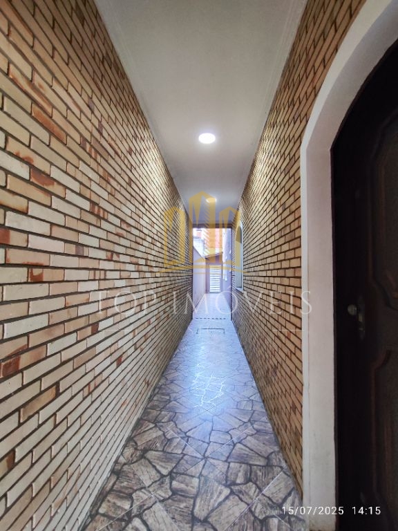 Sobrado 3 pavimentos de 260m² - Residencial União