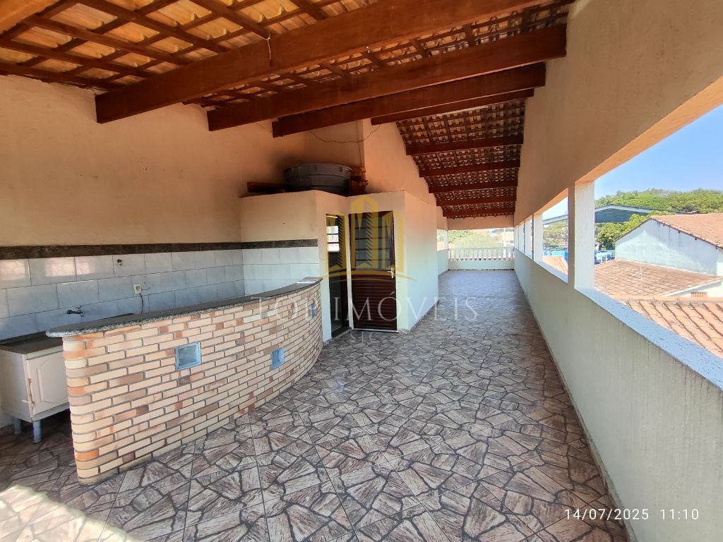 Sobrado 3 pavimentos de 260m² - Residencial União