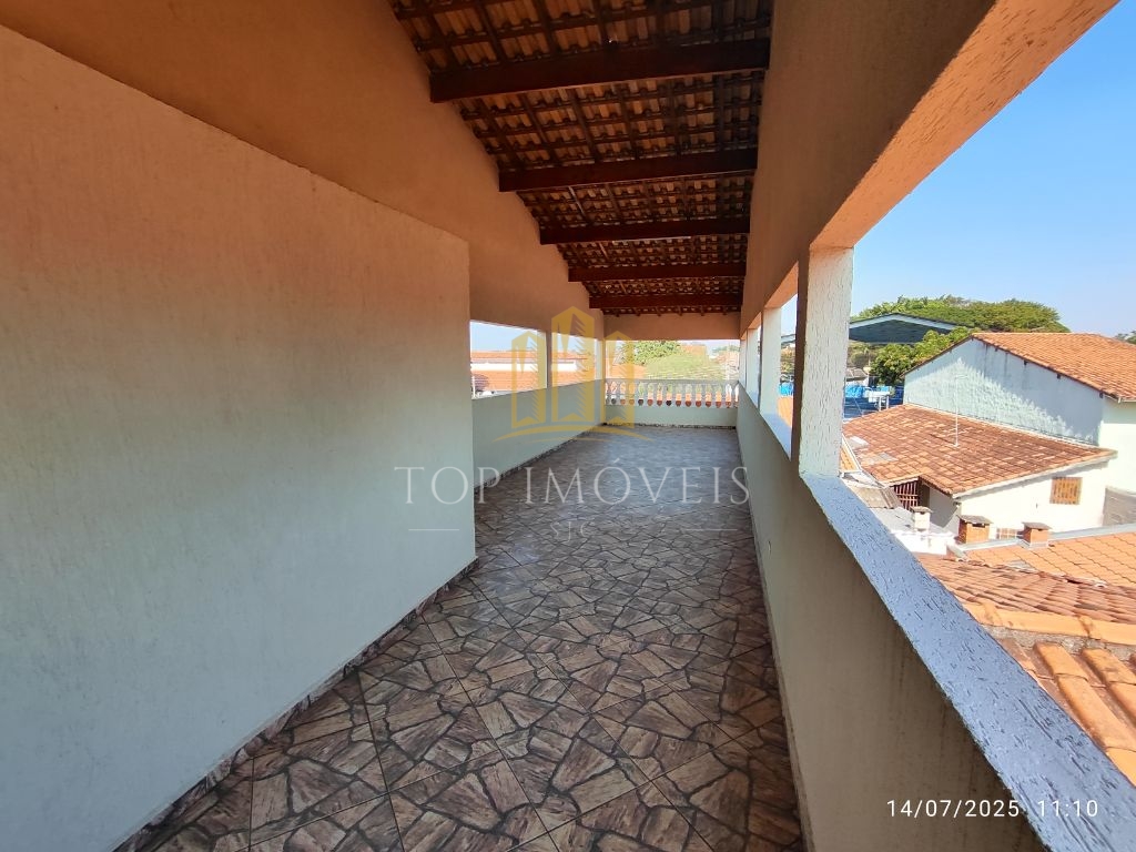 Sobrado 3 pavimentos de 260m² - Residencial União