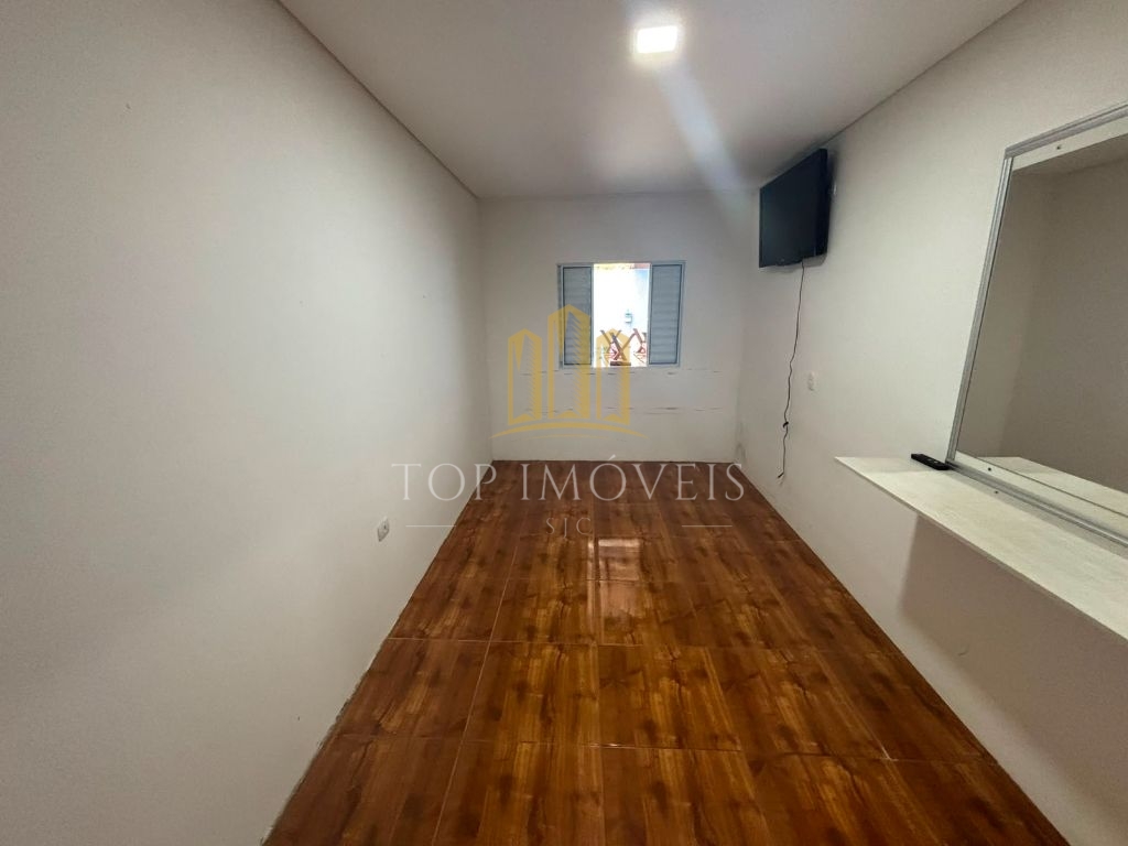 Casa Grande Com Piscina Para Locação no Santa Rosa
