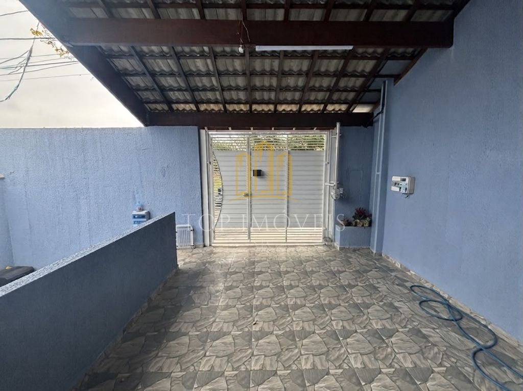 Casa Grande Com Piscina Para Locação no Santa Rosa