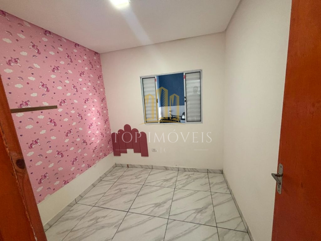 Casa Grande Com Piscina Para Locação no Santa Rosa