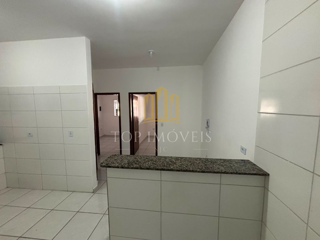 Apartamento com Dois Dormitórios no Jardim Satélite SJC