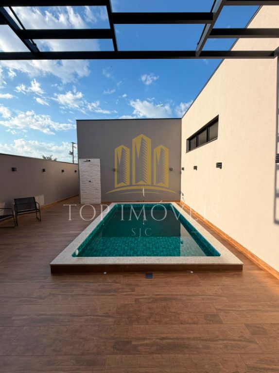 Casa de 3 quartos sendo 1 suíte com closet - Piscina - Terras do Vale