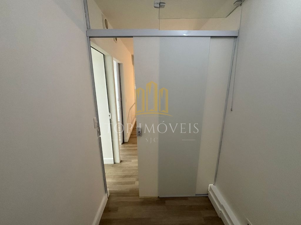 Sala Comercial de 83 metros Quadrados no Vila Ema SJC