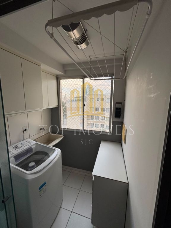 Apartamento Jardim América - 2 quartos sendo 1 suíte - sacada, elevador - 57m²