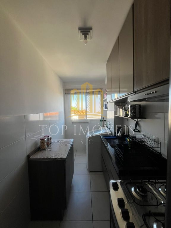 Apartamento na zona Sul - 2 quartos - Sacada - Elevador