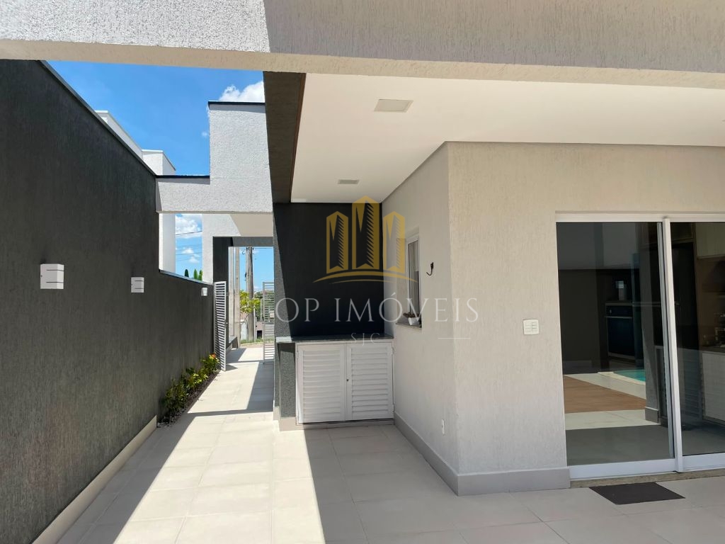 Oportunidade Mobiliada - 300m² com piscina e área gourmet - Terras do Vale - Caçapava