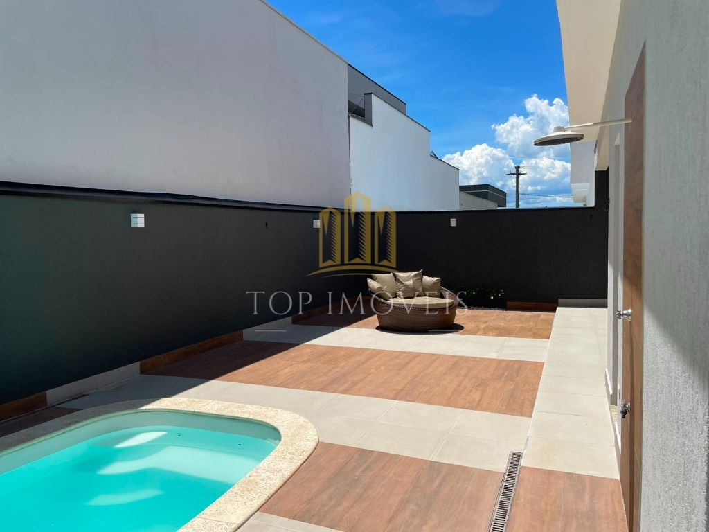 Oportunidade Mobiliada - 300m² com piscina e área gourmet - Terras do Vale - Caçapava