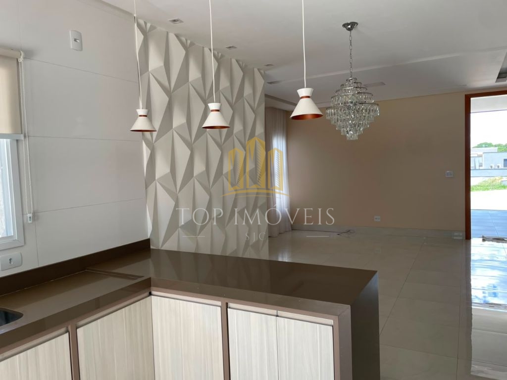 Oportunidade Mobiliada - 300m² com piscina e área gourmet - Terras do Vale - Caçapava