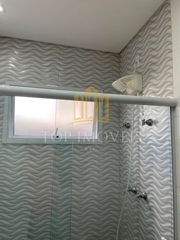 Oportunidade Mobiliada - 300m² com piscina e área gourmet - Terras do Vale - Caçapava