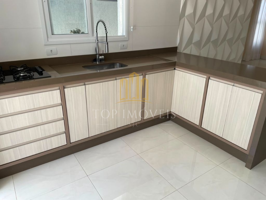 Oportunidade Mobiliada - 300m² com piscina e área gourmet - Terras do Vale - Caçapava