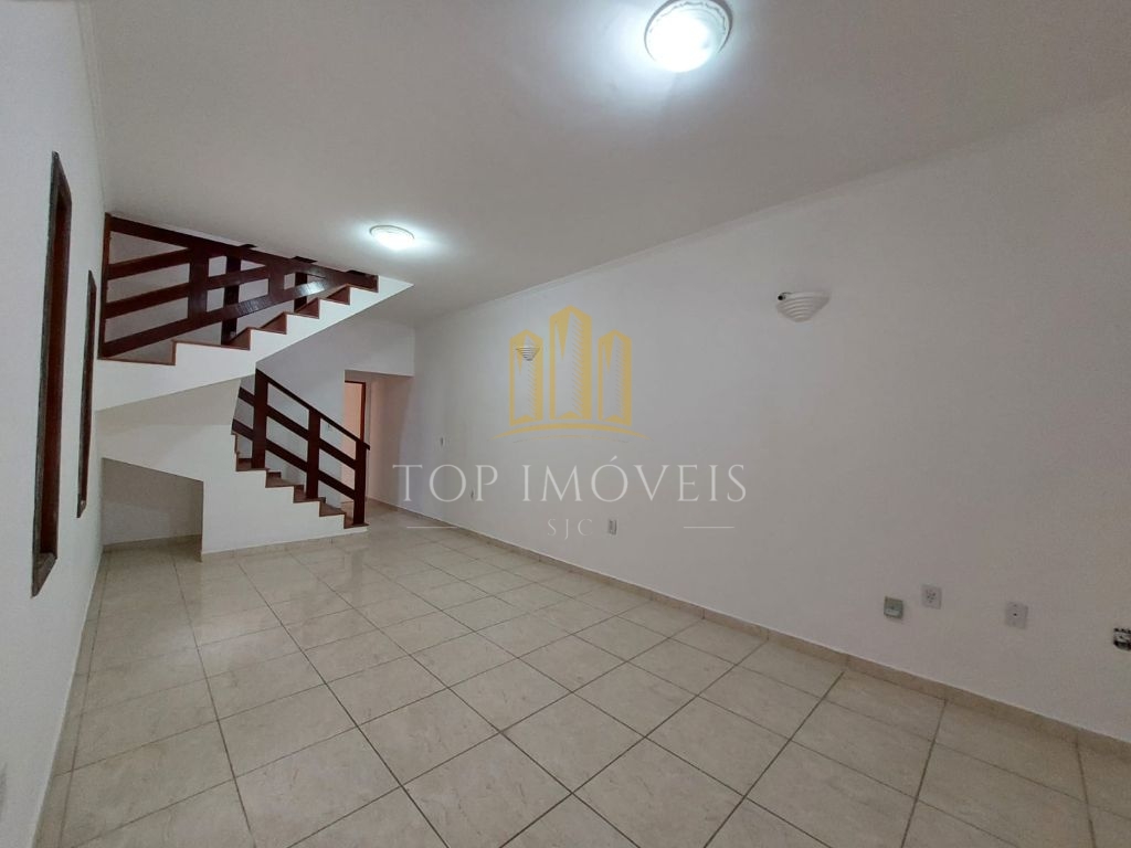 Excelente Sobrado de 3 quartos sendo 1 suíte no Bosque dos Eucaliptos - Proximo a Padaria Paladar