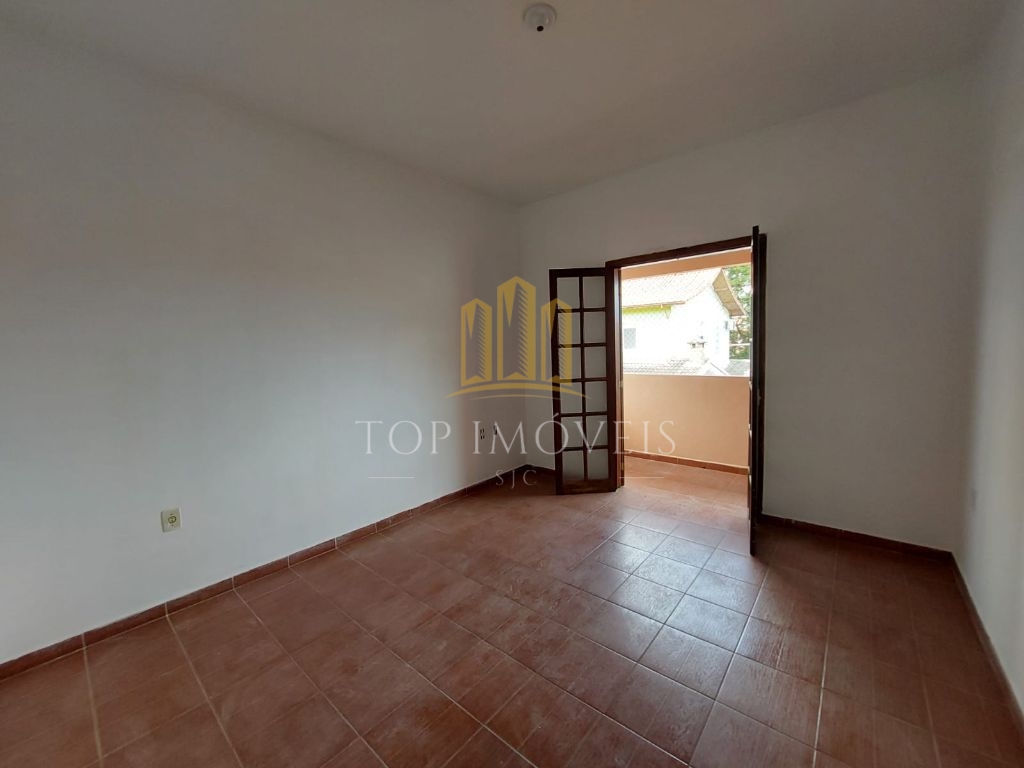 Excelente Sobrado de 3 quartos sendo 1 suíte no Bosque dos Eucaliptos - Proximo a Padaria Paladar