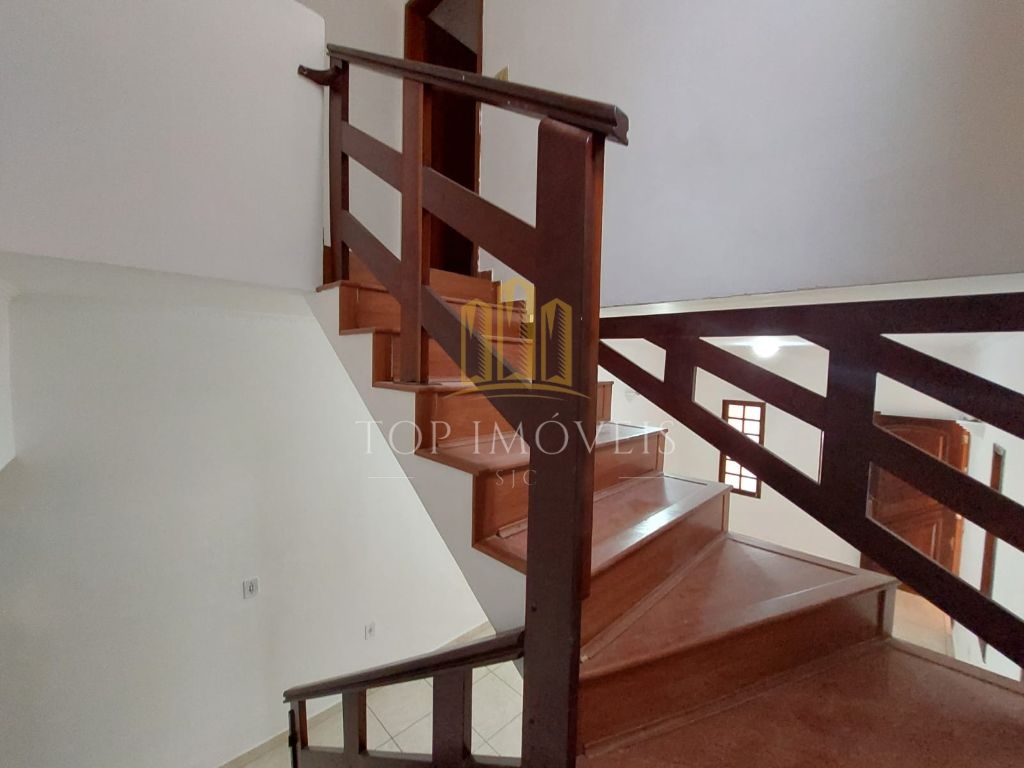 Excelente Sobrado de 3 quartos sendo 1 suíte no Bosque dos Eucaliptos - Proximo a Padaria Paladar