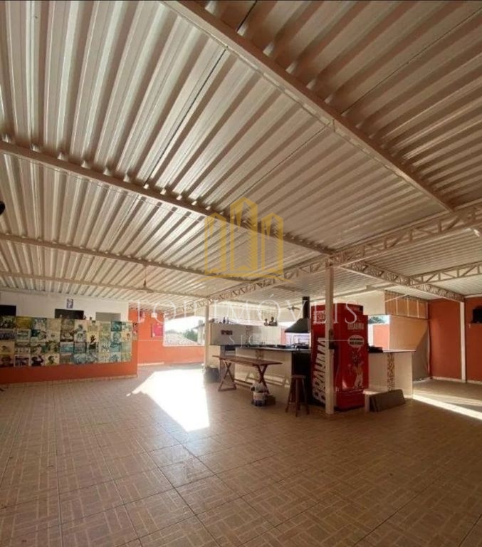 Casa de 300m² de construção e terreno de 600m² no Esplanada